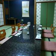【料亭　門松】では計8室の個室をご用意。どのお部屋も和の趣を感じながら、ゆったりとお食事楽しめるお部屋となっています。