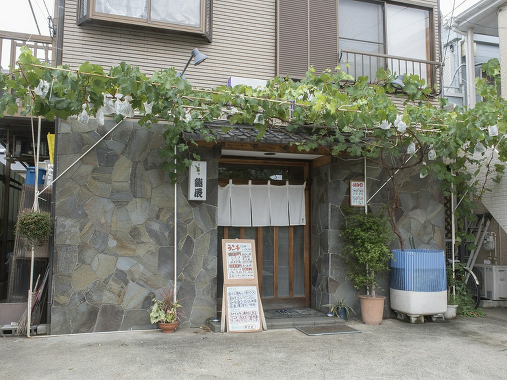 家族で切り盛りする、アットホームなお店です