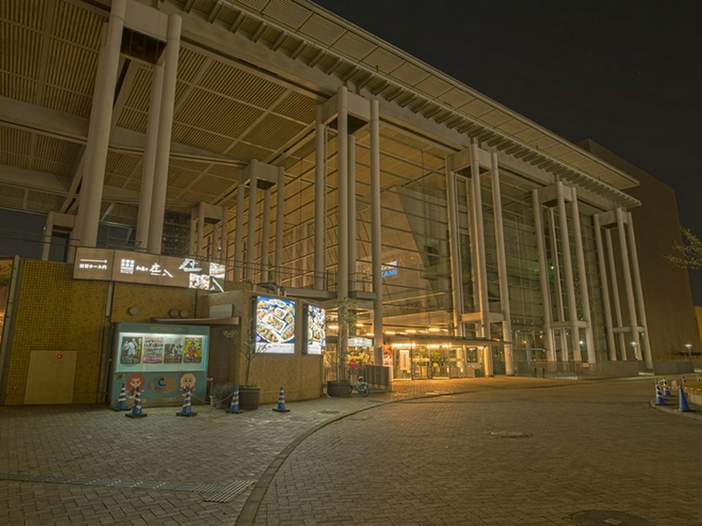 同窓会・結婚式二次会・パーティーなど大人数は浪切ホール庄八で