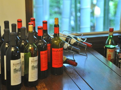 お酒も多数取り揃えています