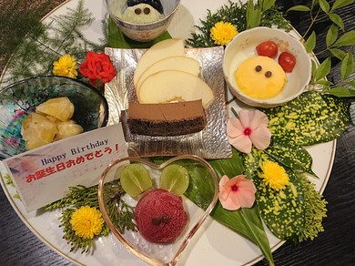 【お誕生日/主賓】デザート盛り合せorグラスワインをプレゼント