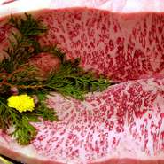 5オンス（約140g）