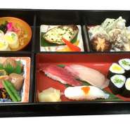 吸物付き、お新香付き　肝吸いは+100円