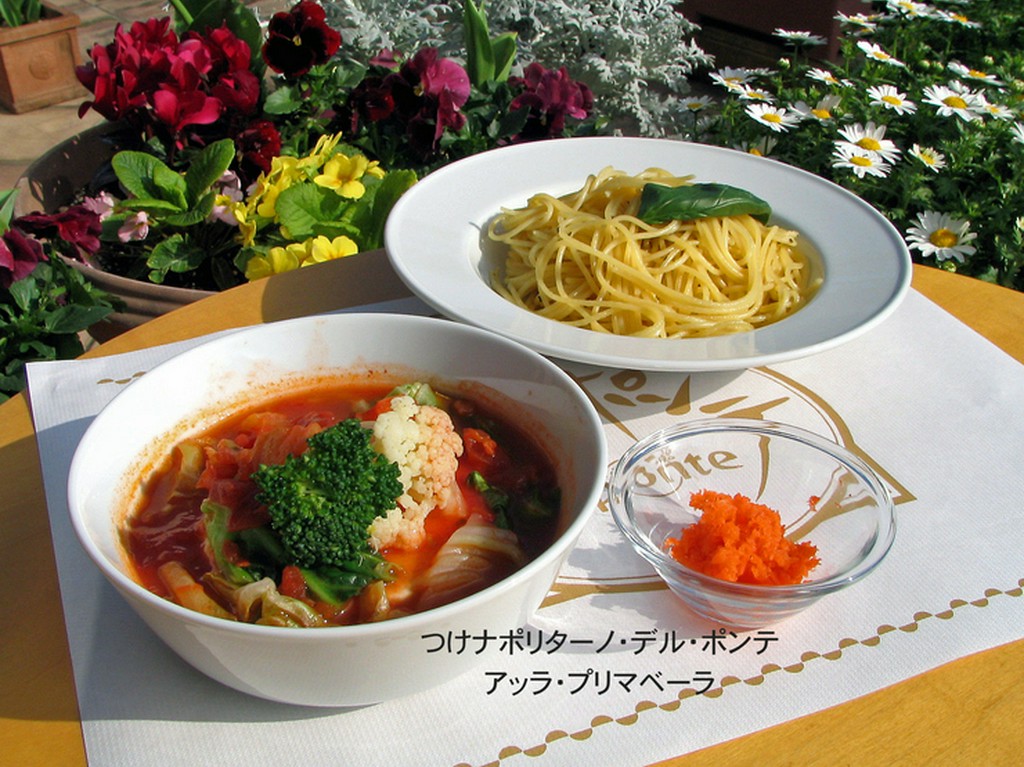 ご当地『つけナポリタン』が大人気！