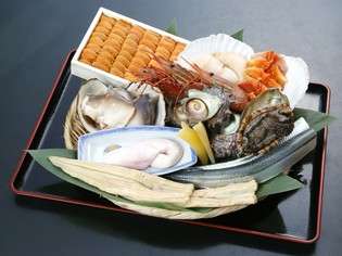 海なし県とは思えない、新鮮な魚介類を使用しています