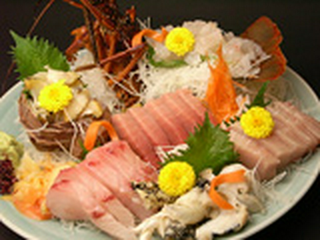 魚料理 遠州屋の旬のお刺身と大小7室の個室で美味しい時間を！