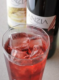 ロック割りで楽しむワインもどうぞ