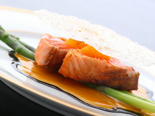 トラウトサーモンのミディアム仕立て