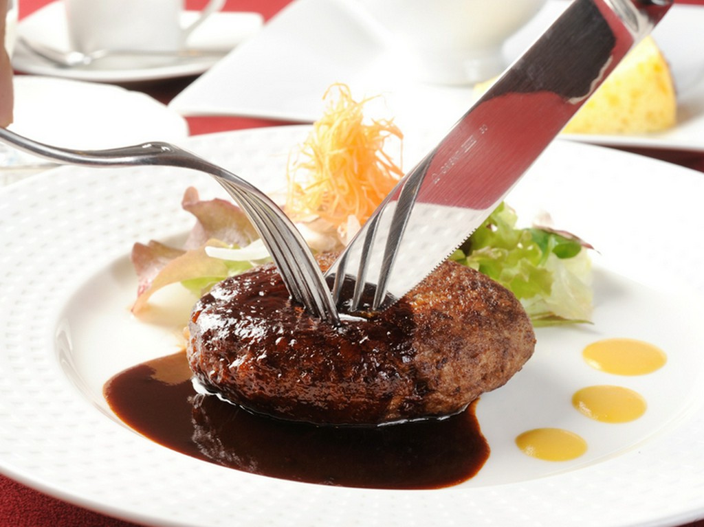 気軽に楽しめるサービスランチも充実