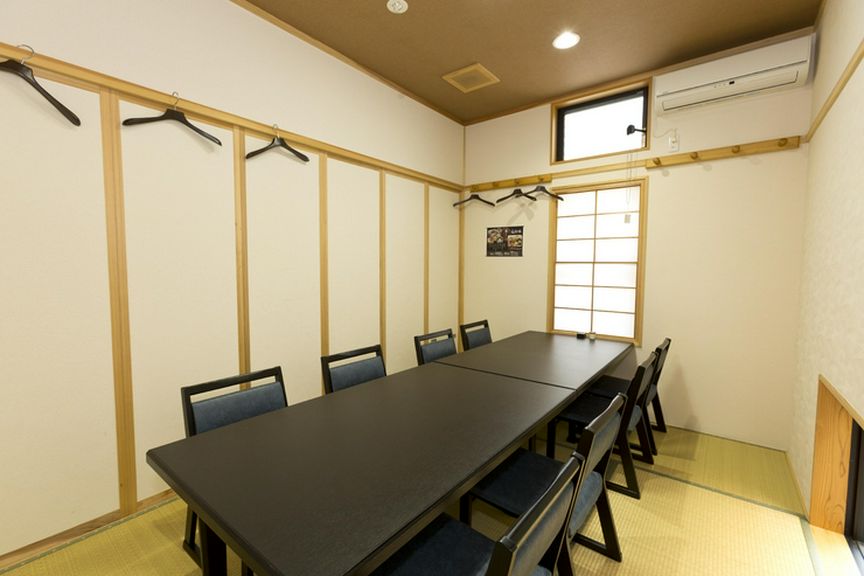 8名まで入る個室も。親戚一同揃っての祝い事にも最適