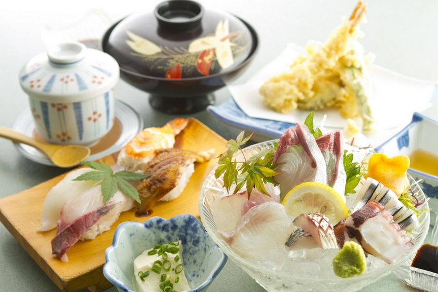 天草の海の幸をたっぷりと味わえる『黒潮御膳』