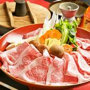 料理の美味しさはもちろんですが、提供するタイミングや、過剰にならない接客を心がけ、ゆっくりと寛げることを第一にされています。“来て良かった。また来たいな”と、思ってもらえたら何よりだそう。
