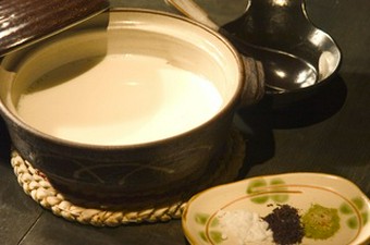 今から豆腐を作ります。