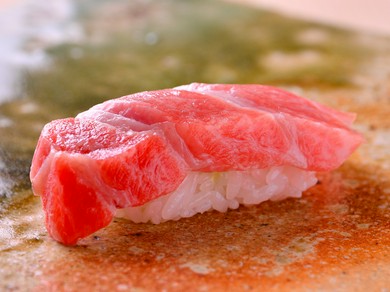 寿司屋には欠かせない『まぐろ』の握り