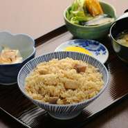 『とりめし』だけありません。定食メニューも充実してます！