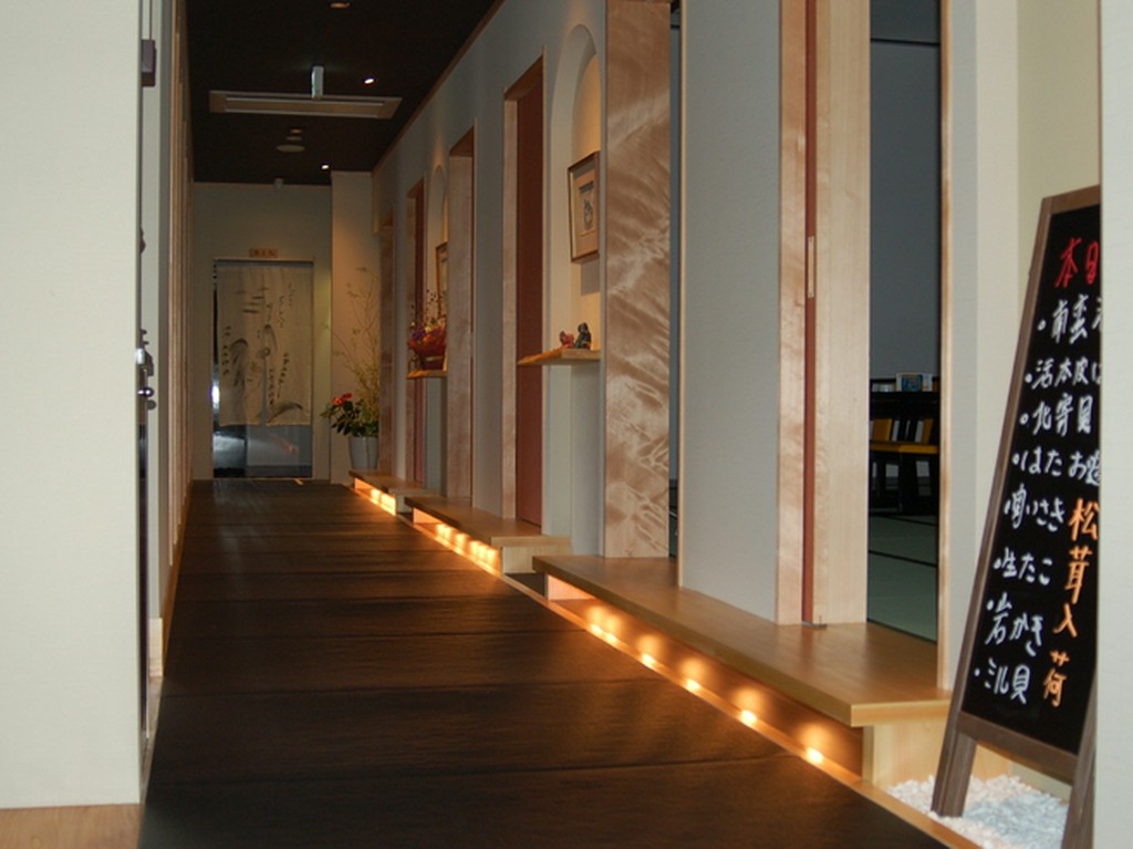 落ち着いた雰囲気の個室席を各種ご用意しております