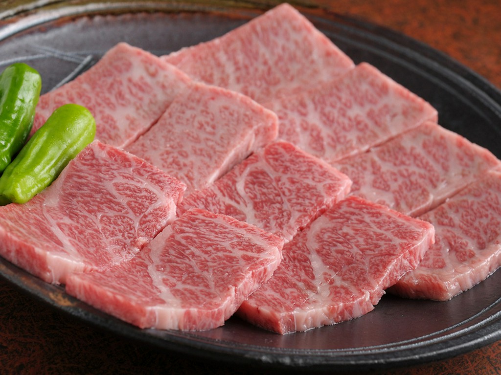 「和牛カルビ」　とろける旨さです！