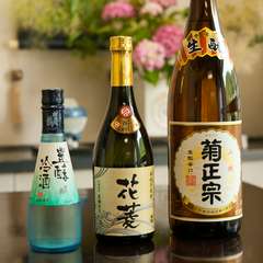 晩秋から冬にかけては鍋も。料理に合うお酒と共にどうぞ