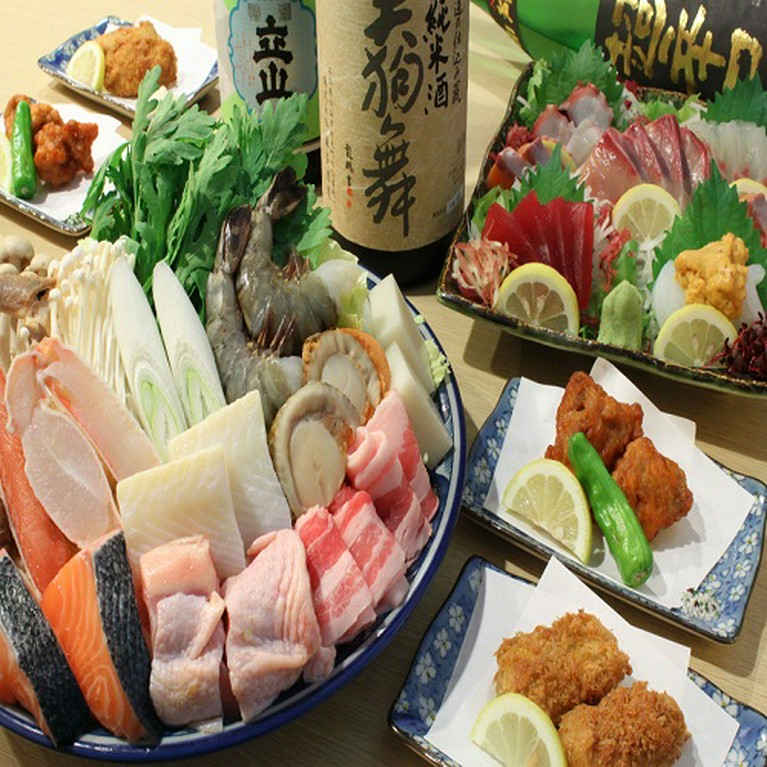 よせ鍋宴会3800円で飲み放題90分税込み