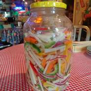 彩野菜の自家製ピクルス