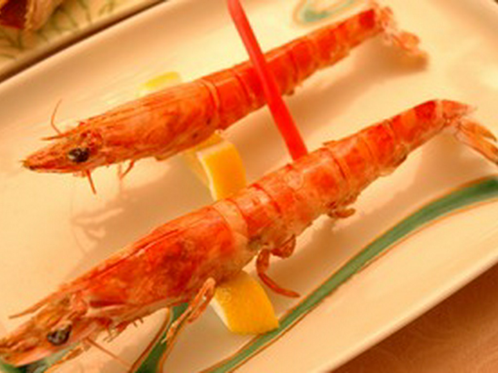 最高の車えび料理をどうぞ