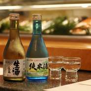 千葉の地酒をはじめ、全国各地のさまざまな地酒を週替わりで入れています。板前が厳選しているので、料理との相性も抜群です。