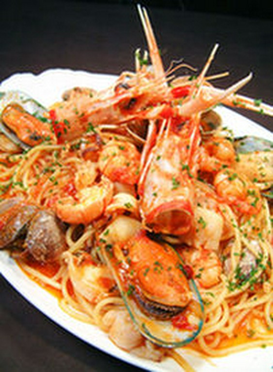 魚介いっぱいのペスカトーレスパゲッティ