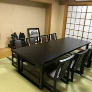 二階に宴会場もございます。
是非、ご利用ください