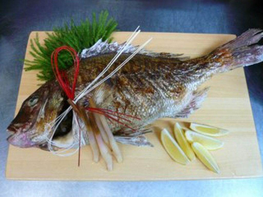 お祝い用　鯛姿焼き