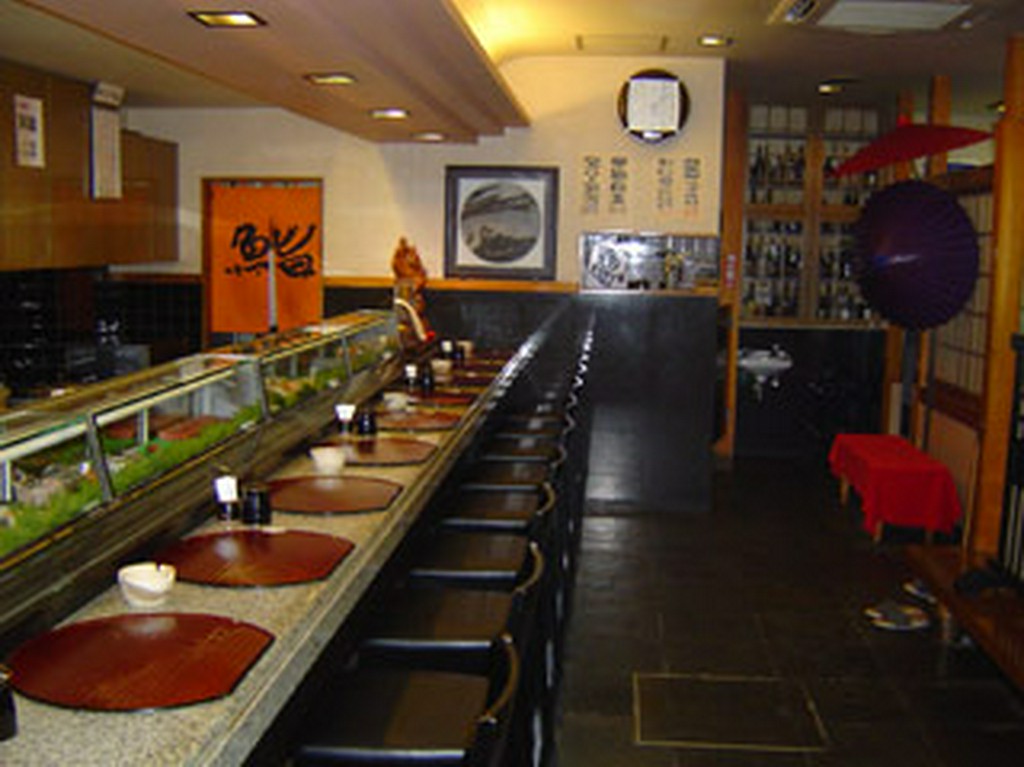 カウンター１１席