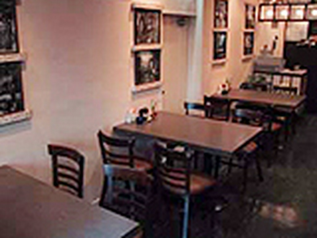 照明を落とした大人の雰囲気