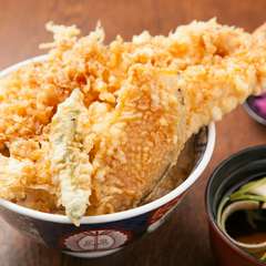 ボリュームがあって育ちざかりさんにもお勧めの『ジャンボ天丼』