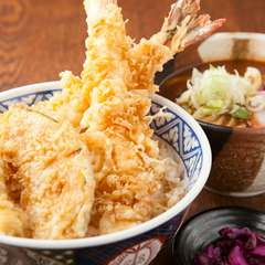 『天丼』と、『みそうどん』の組合せ『天丼みそうどんセット』