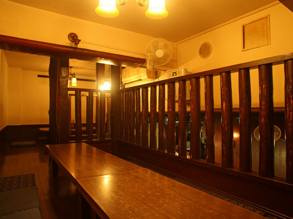 【ロフト席】 ６名～８名／10名～12名、各種ご用意