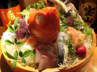 지역 물고기·대지의 야채 사잔야