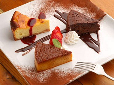 お誕生日特典！　ホールケーキのプレゼント　チョコフォンデュも