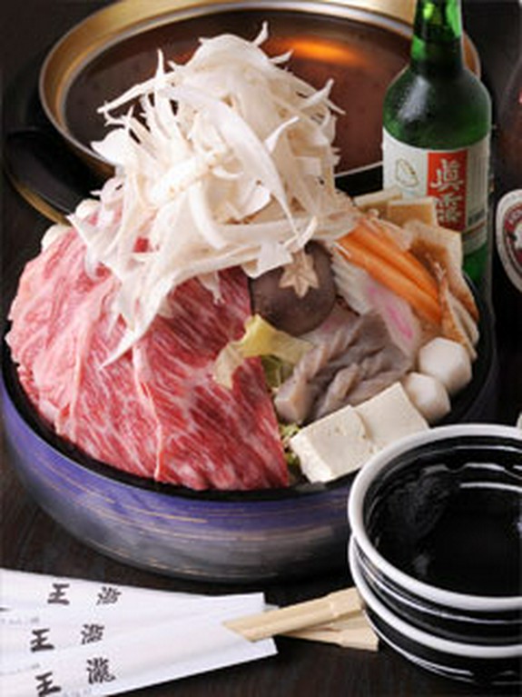 ボリュームたっぷり！美味しいちゃんこ鍋をどうぞ