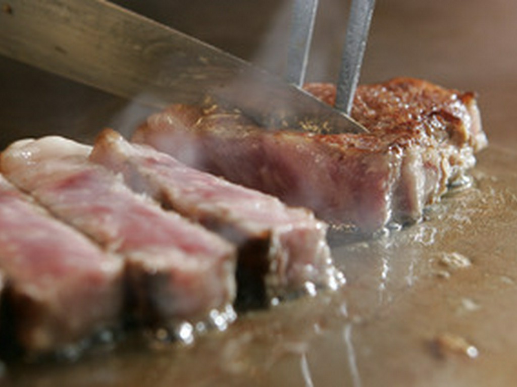 黒毛和牛ロースステーキ