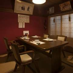 テーブル席のある座敷もあります