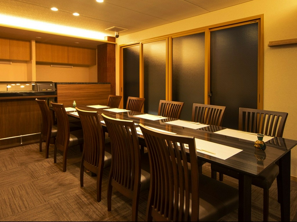 女子会にも最適！！寛げるお座敷