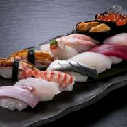 店主のおすすめをおまかせで握ります