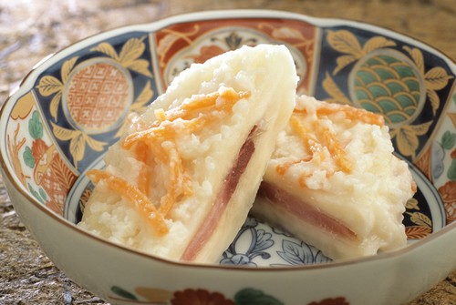 石川県発祥の伝統的寿司料理　「かぶら寿司」