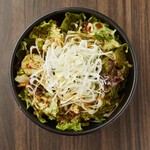 韓国風の葉野菜のサラダ