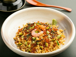 お店の看板メニュー『バラちらし』