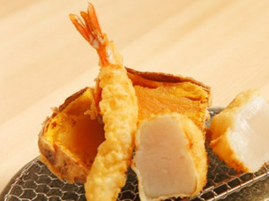 すすきので旬の魚介や野菜を天ぷらで食べれます