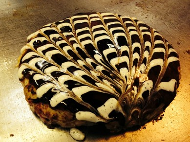 鉄板を突っつきながらの、もんじゃ、お好み焼きデートはいかが！