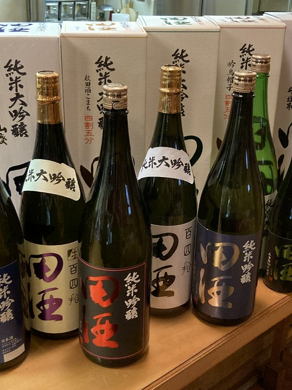 日本酒の地酒　限定酒を常時取り揃えています
