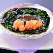 魚料理の一例『鮑塩釜焼き』