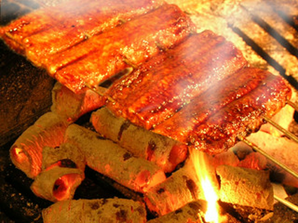 夜のいちおしメニュー　三河産 鰻の炭焼き