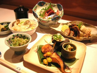 季節ごとに旬を堪能していただけるコースです。